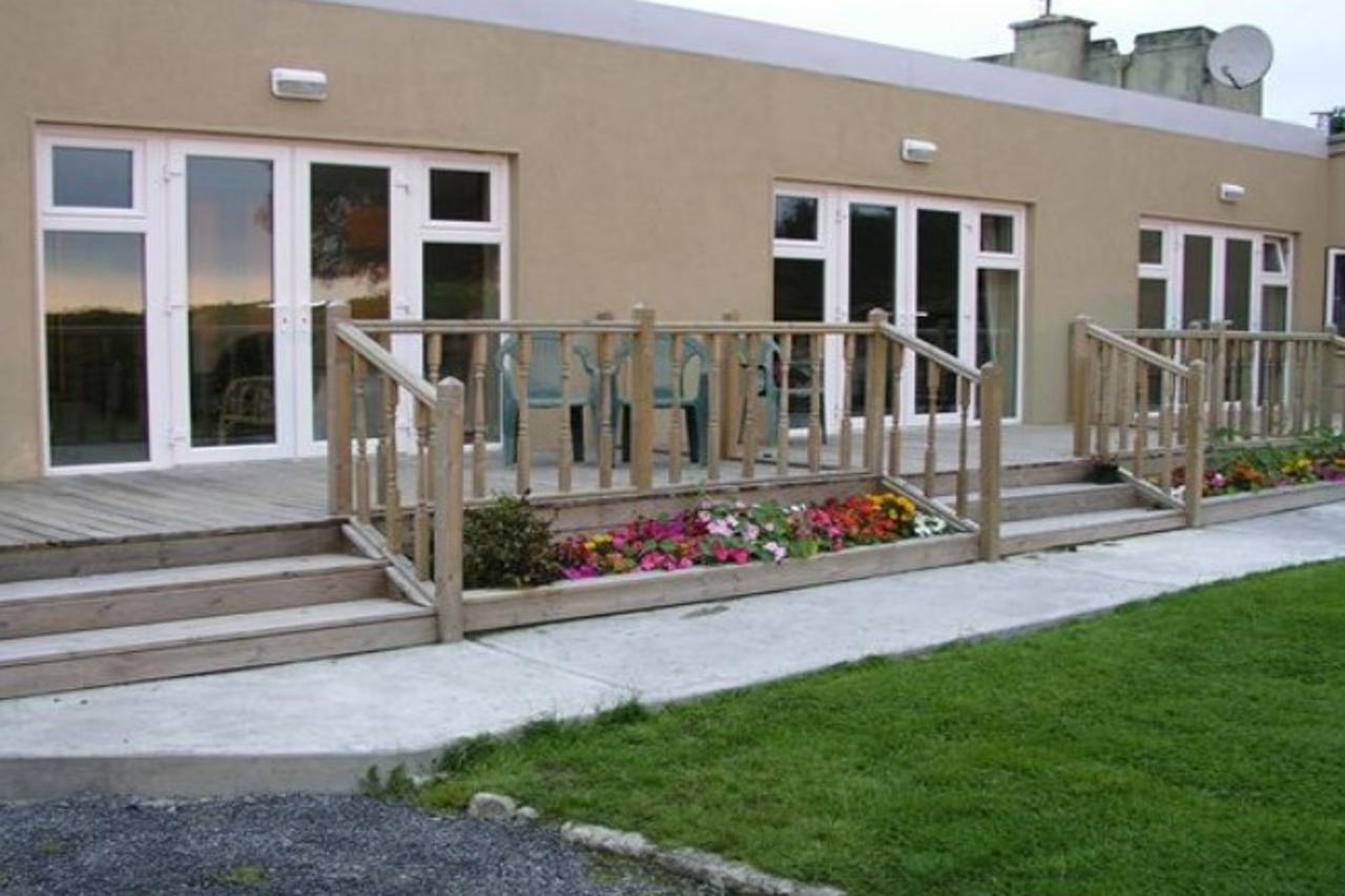 Lakeland Midsummer Lakehouse Oughterard Exteriör bild