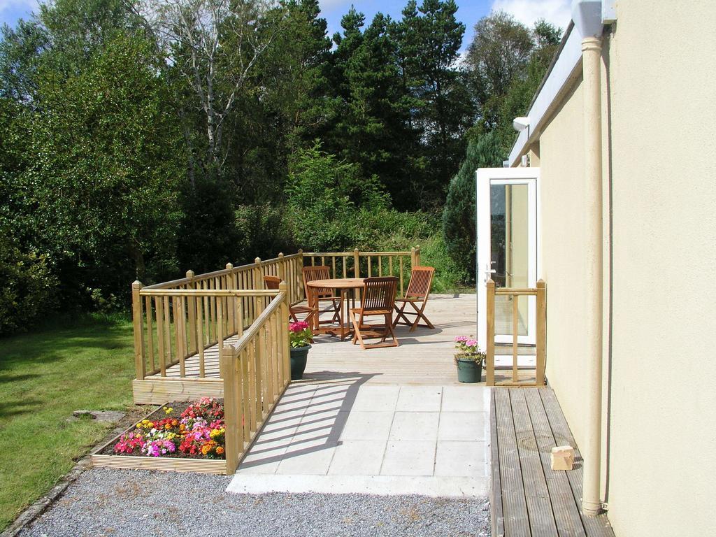 Lakeland Midsummer Lakehouse Oughterard Exteriör bild